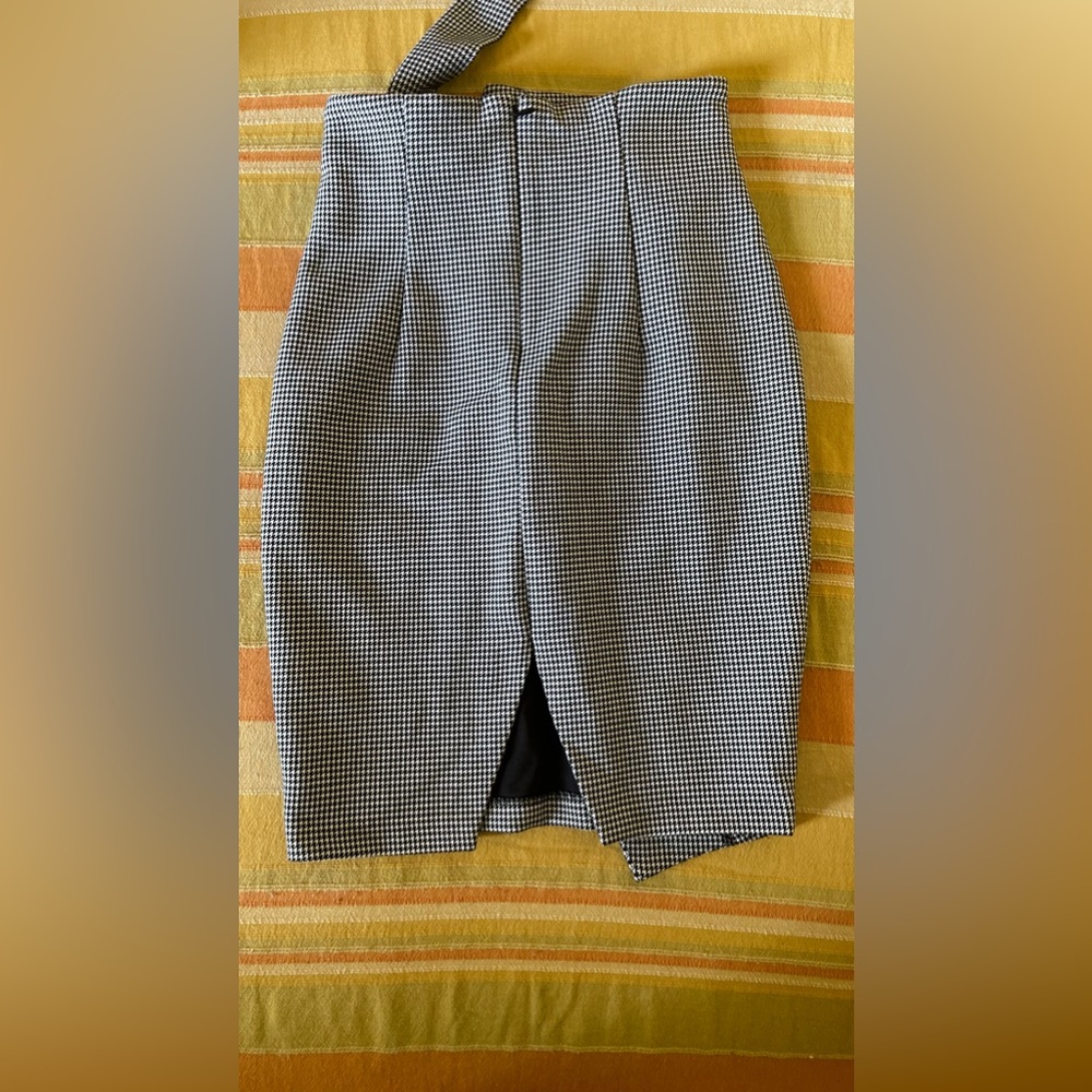 H&M assymetrical houndstooth pencil skirt - Picture 4 of 5